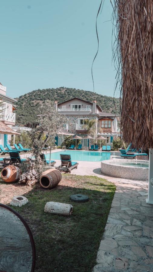 Orino Suites Cedit 外观 照片